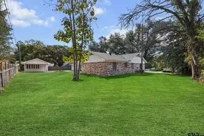 810 Pineland Ln, Lindale, TX 75771 - Photo 35