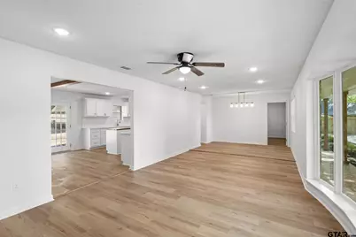 810 Pineland Ln, Lindale, TX 75771 - Photo 13