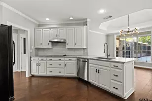 100 Turnberry Cir, Mt Pleasant, TX 75455 - Photo 15