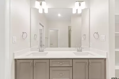 4344 Macnab Drive #13, Tyler, TX 75707 - Photo 9