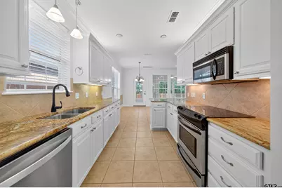 1869 Hollylake Circle, Tyler, TX 75703 - Photo 17