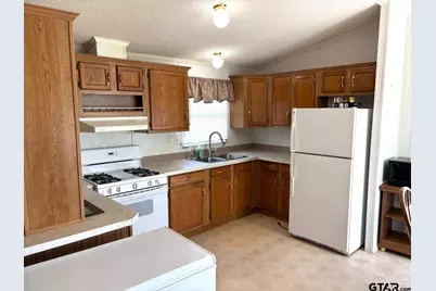 21893 Boles Road, Frankston, TX 75763 - Photo 5