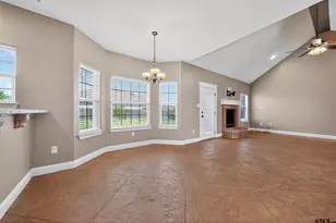 709 Linus Ln, Lindale, TX 75771 - Photo 7