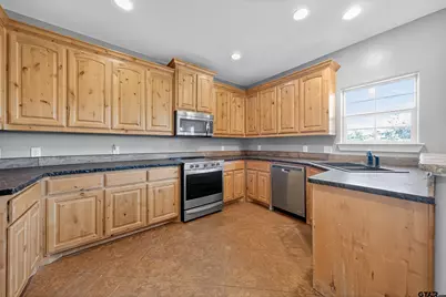 709 Linus Lane, Lindale, TX 75771 - Photo 17