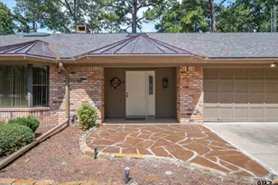 257 Peaceful Woods Trail, Holly Lake Ranch, TX 75765 - Photo 11