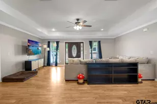 708 E Paschal St, Troup, TX 75789 - Photo 9