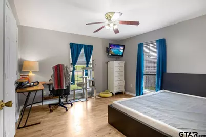 708 E Paschal Street, Troup, TX 75789 - Photo 17