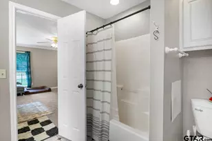 708 E Paschal St, Troup, TX 75789 - Photo 25