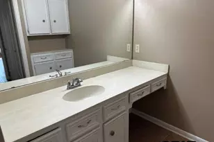 5702 Foxcroft Rd, Tyler, TX 75703 - Photo 9