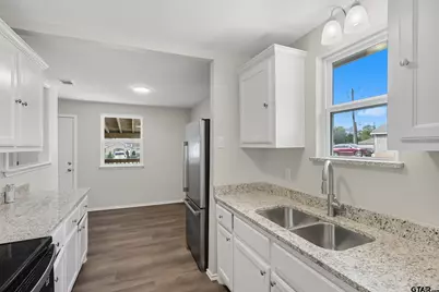 1005 E 9th, Mt Pleasant, TX 75455 - Photo 11