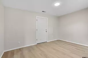 1005 E 9th, Mt Pleasant, TX 75455 - Photo 17