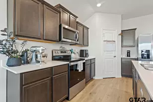 1101 River Oaks Ln, Chandler, TX 75758 - Photo 9