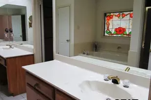 401 Woodland Hills, Tyler, TX 75701 - Photo 17