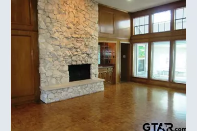 401 Woodland Hills, Tyler, TX 75701 - Photo 5