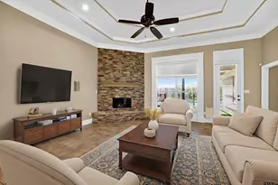 842 Carriage Dr, Tyler, TX 75703 - Photo 5