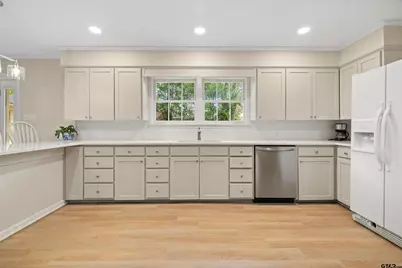 1602 Dennis Dr, Tyler, TX 75701 - Photo 7