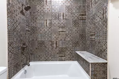 412 Crosby St, Lindale, TX 75771 - Photo 21