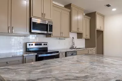 412 Crosby St, Lindale, TX 75771 - Photo 15