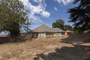 412 Crosby St, Lindale, TX 75771 - Photo 31