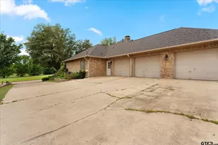 3006 Masters Dr, Mount Pleasant, TX 75455 - Photo 11