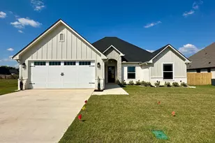 1210 Golden Eagle Wy, Whitehouse, TX 75791 - Photo 1