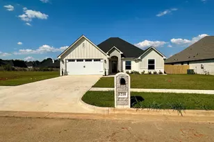 1210 Golden Eagle Wy, Whitehouse, TX 75791 - Photo 3