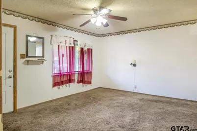 12379 Chapman Rd, Tyler, TX 75708 - Photo 5