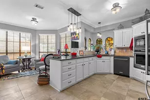 4004 Lazy Creek Dr, Tyler, TX 75707 - Photo 7