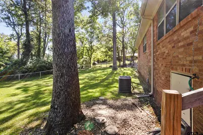 108 Glenwood Dr, Palestine, TX 75801 - Photo 25