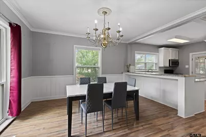 513 E Young St, Longview, TX 75602 - Photo 17