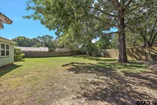 228 Fairview St, Rusk, TX 75785 - Photo 35