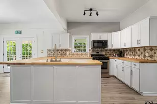 1009 N Pacific, Mineola, TX 75773 - Photo 23