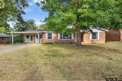 2110 Crestwood Dr, Tyler, TX 75701 - Photo 1