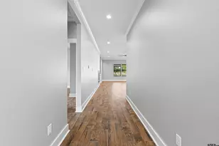 375 Clara Ln, Kilgore, TX 75662 - Photo 7