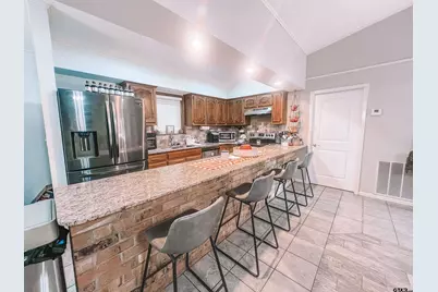 648 Daingerfield St, Pittsburg, TX 75686 - Photo 9