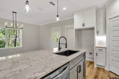 105 W Tena, Jacksonville, TX 75766 - Photo 5