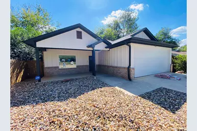 105 W Tena, Jacksonville, TX 75766 - Photo 3