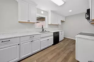 1023 Columbia Ave, Jacksonville, TX 75766 - Photo 9