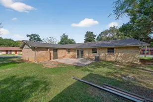 1023 Columbia Ave, Jacksonville, TX 75766 - Photo 3