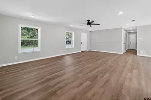 1023 Columbia Ave, Jacksonville, TX 75766 - Photo 7