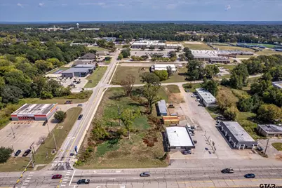 800 S Main St, Lindale, TX 75771 - Photo 11