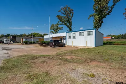 906 S Main St, Lindale, TX 75771 - Photo 33