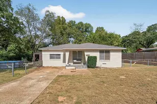 306 4th St, Palestine, TX 75803 - Photo 33