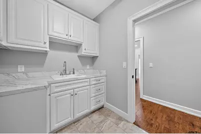 129 Settlers Ct, Palestine, TX 75801 - Photo 13