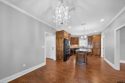 129 Settlers Ct, Palestine, TX 75801 - Photo 29