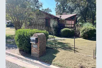 1600 Mc Minn, Mount Pleasant, TX 75455 - Photo 3