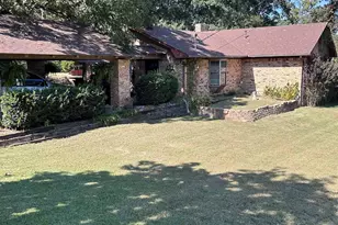 1600 Mc Minn, Mount Pleasant, TX 75455 - Photo 7