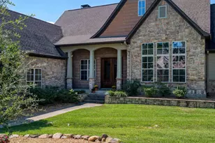 1860 Holcomb Cir, Tyler, TX 75703 - Photo 3