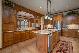 1860 Holcomb Cir, Tyler, TX 75703 - Photo 9