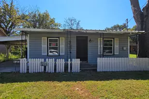 1713 W Frank, Grand Saline, TX 75140 - Photo 1